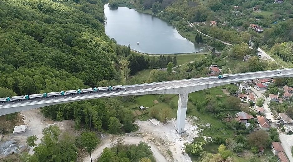 Viadukt-t-nad-Sinkevitsa-e-s-d-lzhina-640-m